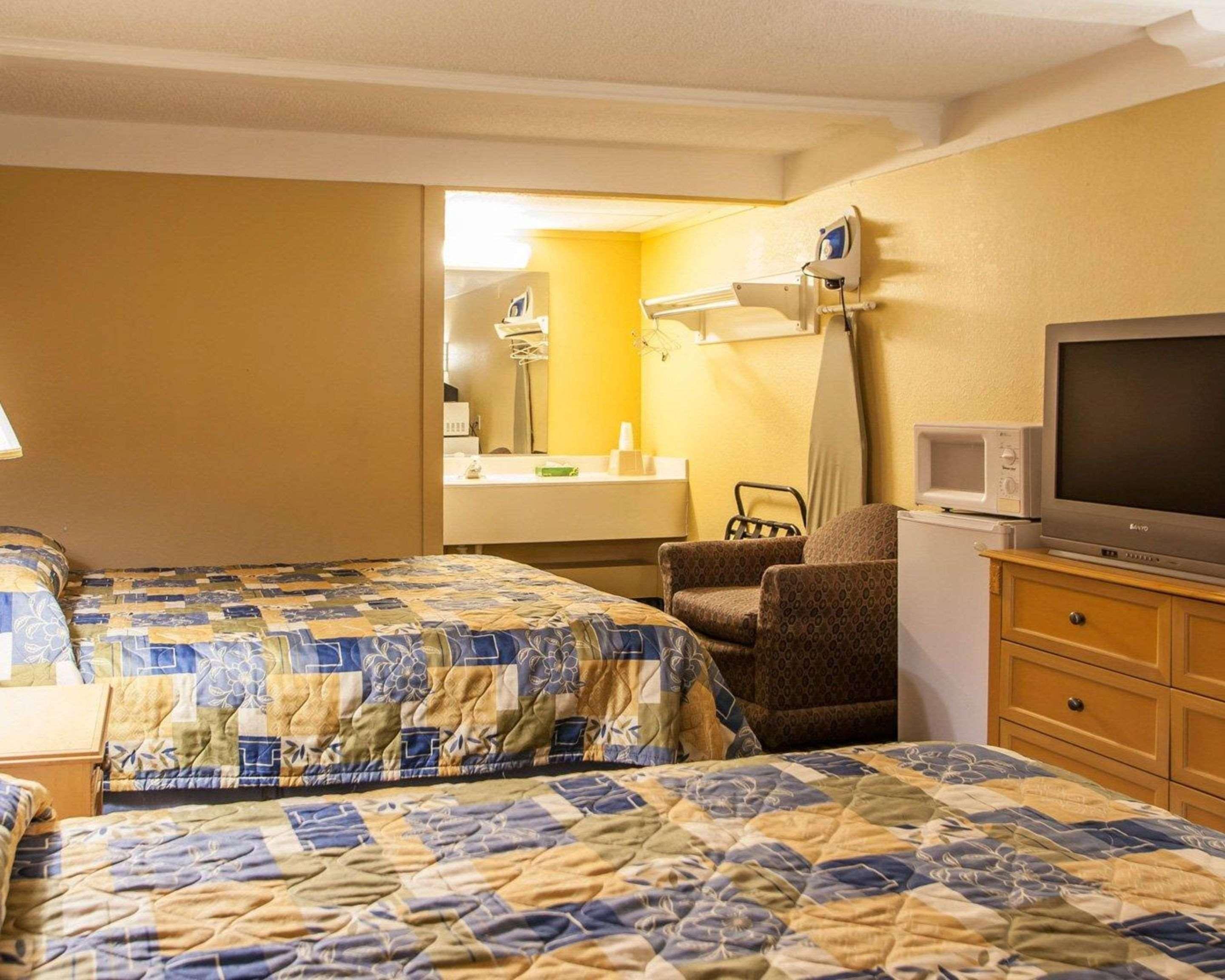 Relax Inn Saint Charles Exterior foto